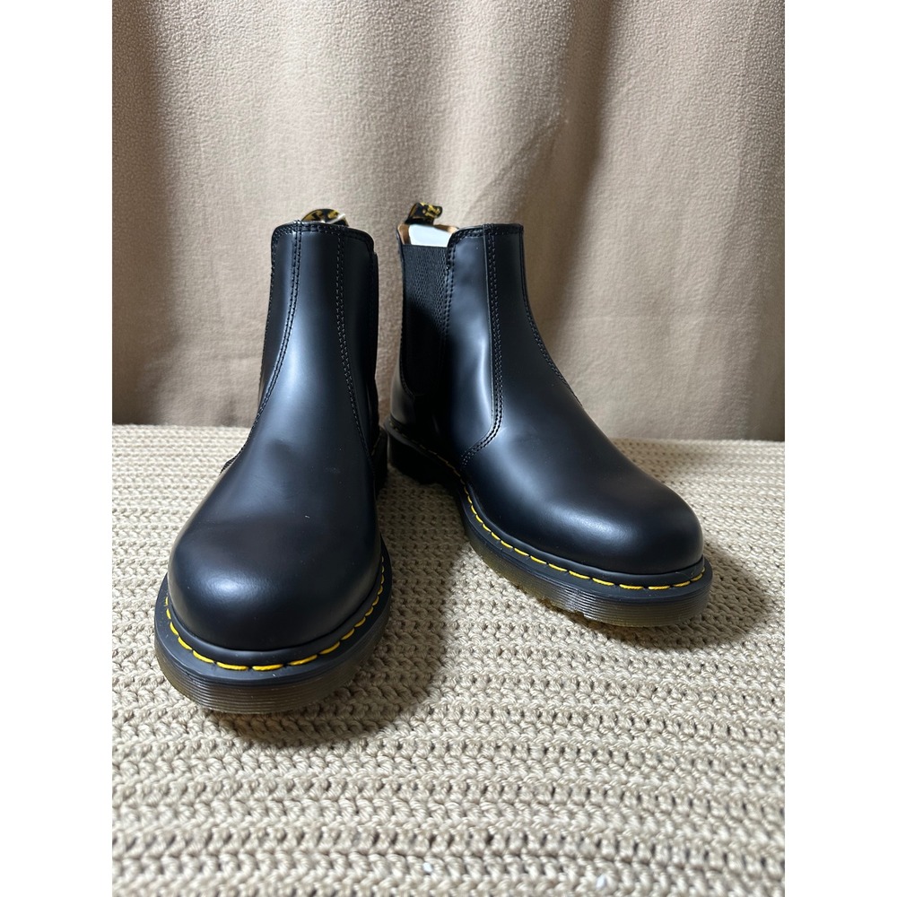 Dr. Martens 2976 Smooth Leather Chelsea Boots Black Yellow Stitch Mens 11 US M